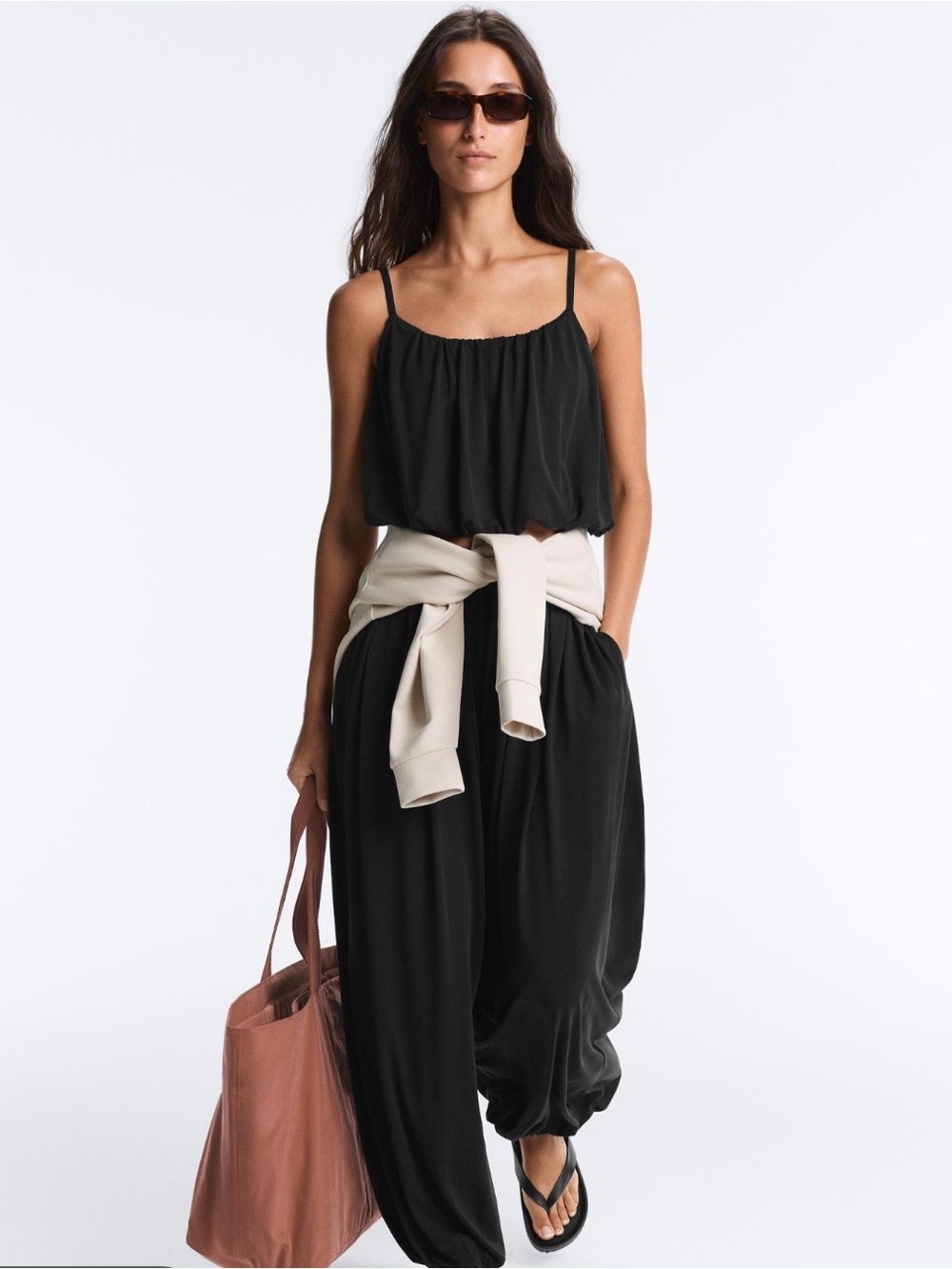 Antropologie black balloon romper New with Tag size Large